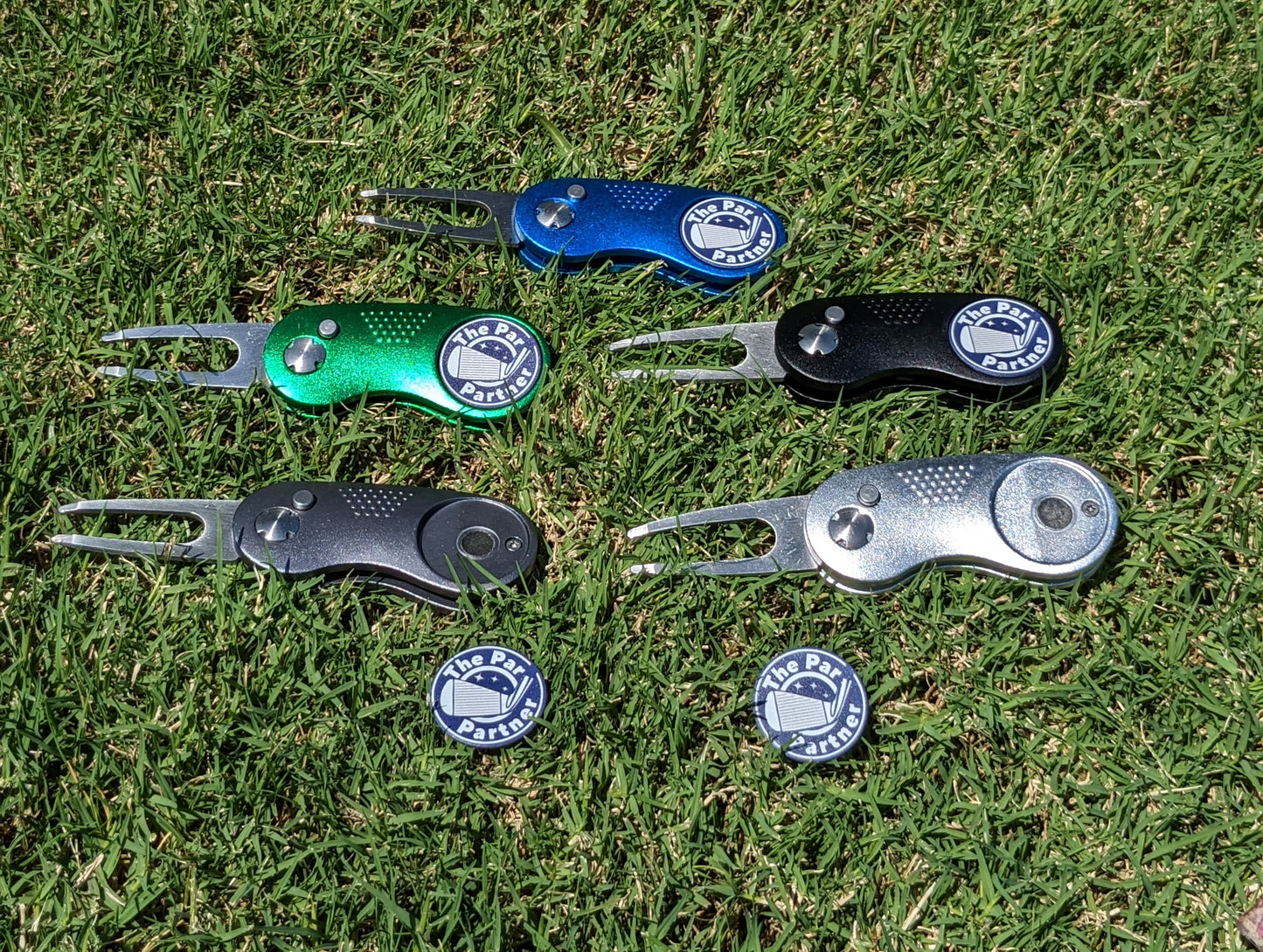 The Par Partner Divot Tool w/ Ball Marker