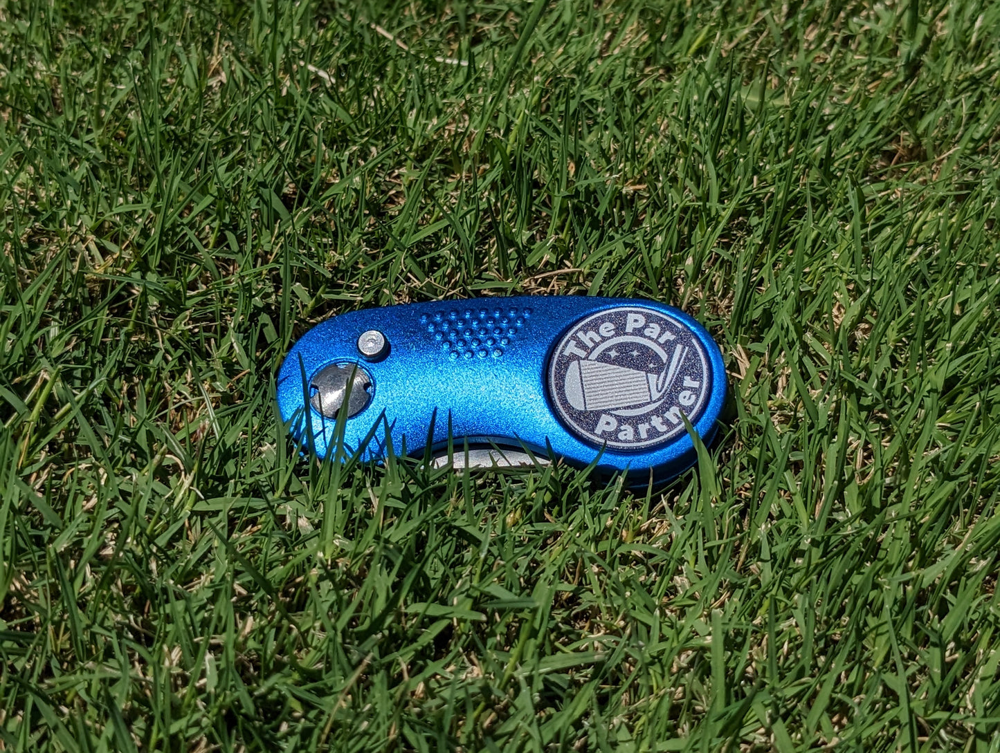 The Par Partner Divot Tool w/ Ball Marker